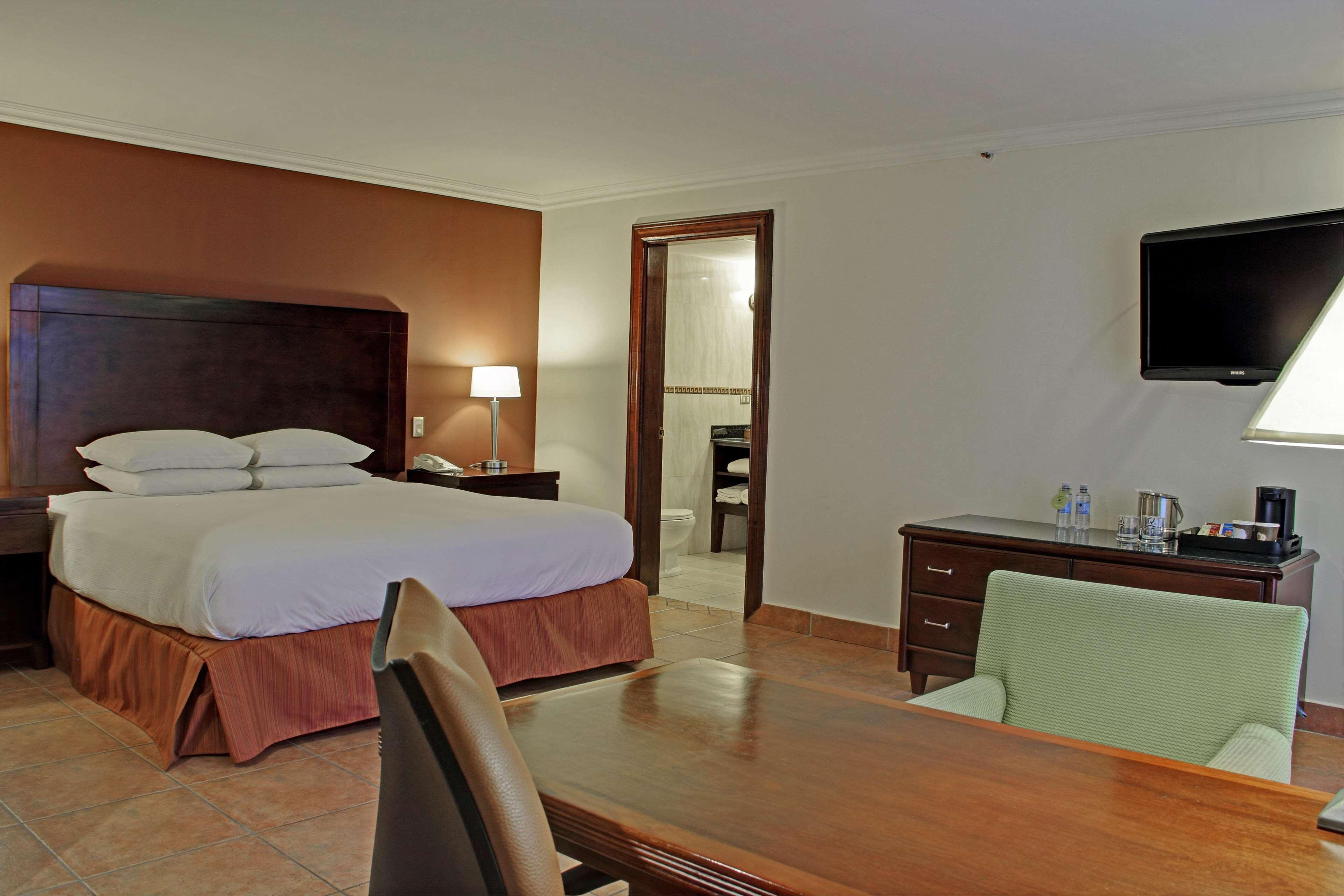 Hilton Cariari Doubletree San Jose - Costa Rica Ξενοδοχείο Εξωτερικό φωτογραφία A room at the hotel